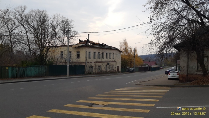 Сгоревший дом в Звенигороде на ул. Фрунзе