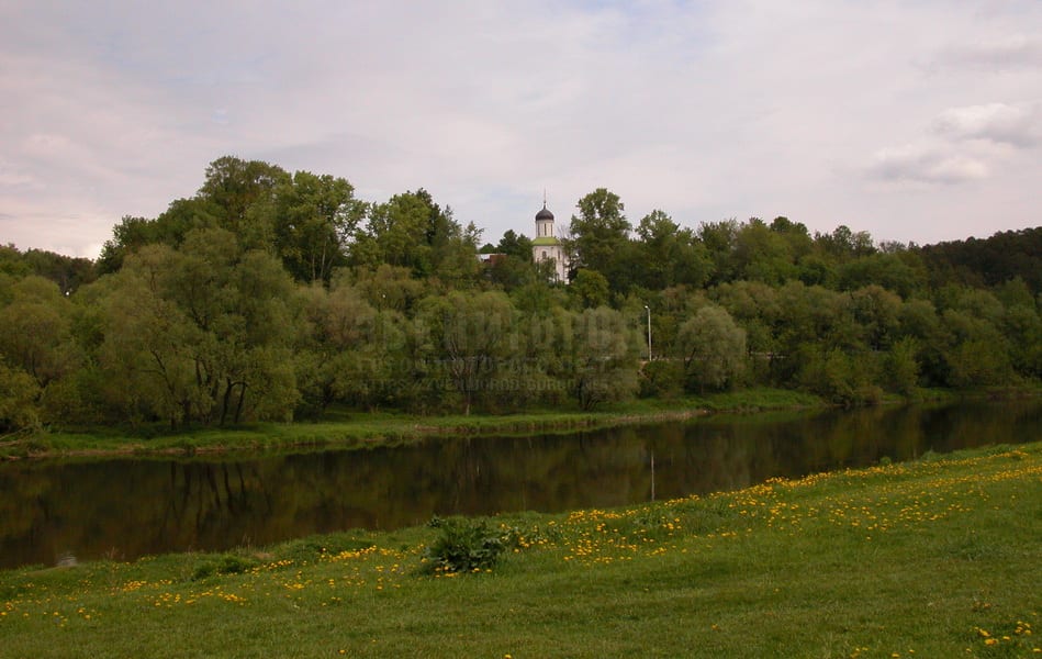 Вид на Древний Городок Звенигорода с Посада 2004 г. Фото А. Рудковского